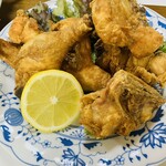 割烹 しら川 - 鳥唐揚＝鶏の半身揚げ