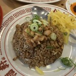 伍福軒 - 背脂半チャーハン