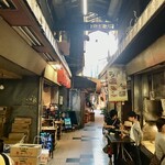 丸健水産 - いつまでも残して欲しい商店街です。
