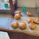 しあわせをはこぶパン - 内観