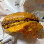 バーガーキング 関西スーパー瑞光店 - ダブルにんにく・ガーリックバーガー