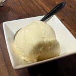 アダット マルヤマ - 