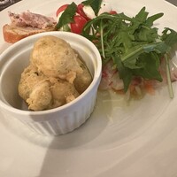 メルジェリーナ - サクッと軽い衣とモチっとしたピザ生地が良く合うゼッポリーニ