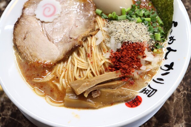 Jikaseimen Ramen Kariya photo 4