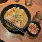 春一家 三代目 麺宿 - 