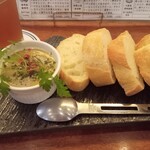 プラチナフィッシュクラフト ビア バル - レバーペースト