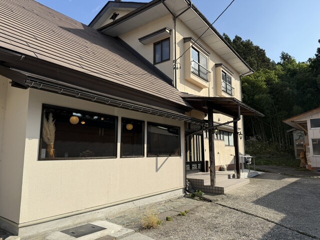 Rainy Wood - あまや（カフェ）