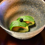 御湯宿 中屋 - 先付：サーモン広島菜巻き