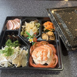 大晦日の予約販売限定３０個聚鳳のプチ中華おせち税込５０００円