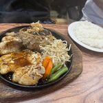 かうぼーい - 黒毛和牛100%ハンバーグ200g＆ポーク100g