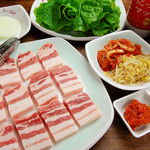 韓国料理 ウリジップ - 