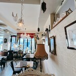 YOLO cafe&bar - 