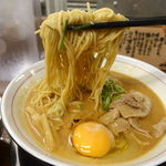 可成家 - 定番茶系（並）ライス生玉子付き　730円