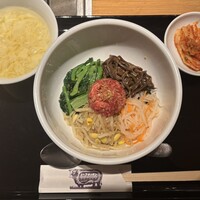ビーフキッチン 恵比寿店 - 炙りユッケビビンパ定食　1,100円