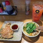 立呑み じゃりんこ - 椎茸素焼き　　豚バラにんにく醤油煮