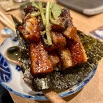 炉端ともつ煮 炎 - ウナギの手巻き寿司