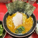 豚骨醤油ラーメン 王道家 柏店 - 