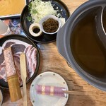 島唄三線ライブ×島豚しゃぶしゃぶ あぐー家 - 一人前