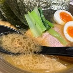 家系ラーメン 革新家 TOKYO - 