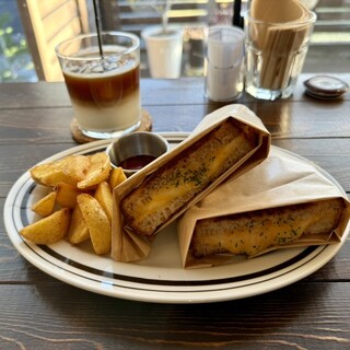 くじらぐも BAKE+MEAL_1