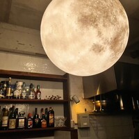 ワインとくつろぐ ツキアカリ - 