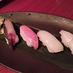 삿포로 야스케 사쿠라기초점 - 에조마에 스시 4개 880엔