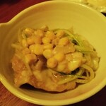 삿포로 야스케 사쿠라기초점 - 치즈가 상당히 진하고, 치킨도 충분히 들어 있어 가격 대비 내용이 좋았습니다. 1인분부터 주문할 수 있는 점도 친절합니다.