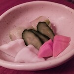 삿포로 야스케 사쿠라기초점 - 장아찌 모듬 539엔