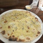 YELLOW PIZZA - 