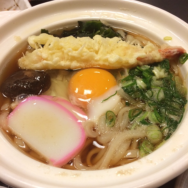 『味里〜ヤクルト本社地下で鍋焼きうどん｜Enosays in idleness』by エノキング 【閉店】味里 新橋/日本料理