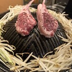 羊肉炭火焼 肉汁屋 - 
