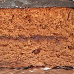 ナッシュカッツェ - 【ザッハトルテ（生クリーム付）】断面