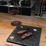 新横浜 鉄板焼き牛鳴 - キュヴリエ・ブラン・A5ランク黒毛和牛のステーキ