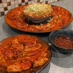 七輪大衆酒場 けむり - 辛さの向こう皮