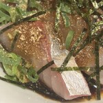 食堂うめぼし - 厚く大きめの切身なので食べ応えあり