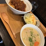 とん汁の店 まるやま食堂 雑色店 - 