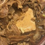 食堂うめぼし - 中からお豆腐が登場