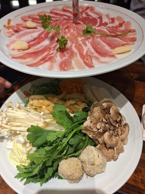 遊食豚彩 いちにいさん 銀座店 - 有楽町/豚しゃぶ | 食べログ