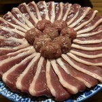 国分寺　翔 - 生でも食べられる鴨肉はしゃぶしゃぶで。つくねは奪い合う美味しさ。1皿2人前、同2皿あり。