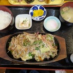 一二三味処 - 料理写真:豚野菜炒め880円