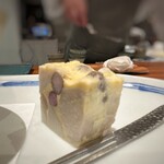 Refugeforestiere 五島 - 202510テリーヌは滑らか食感で、そこにムカゴの食感と旨味が加わり美味しいこと。 里芋のスープもいいお味で、里芋二重奏。♪♪