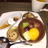 ロビーラウンジ 「マーブルラウンジ」 ヒルトン東京 - 