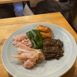 炭火焼肉ホルモン 横綱三四郎 - 