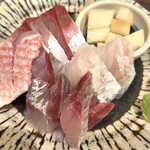 立ち呑み ソメアカ - 刺し盛らず