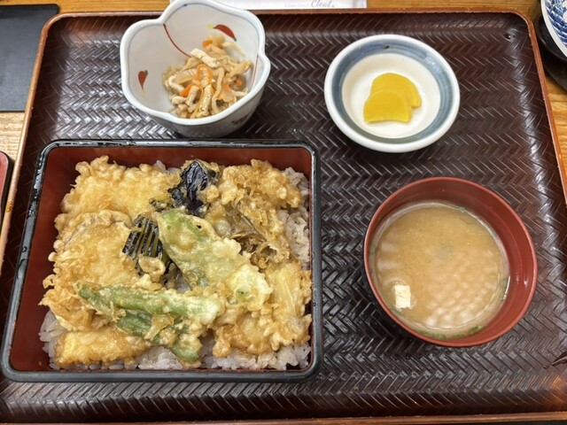 旬魚和彩 万咲 登米市の天ぷら居酒屋 | 新鮮な魚を使った和食