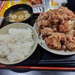 大分からあげと鉄板焼 勝男 第2ビルB1応援団店 - 