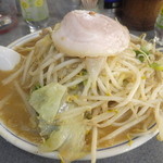 ラーメンふくべ - 味噌ラーメン 　７８０円　いつもの同行者の先に出た味噌ラーメン　【　２０１４年１１月　】