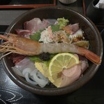 総本山 - 日替わり海鮮丼