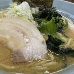 横浜家系ラーメン じゅん家 - 料理写真: