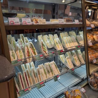 カフェ・ベローチェ_1